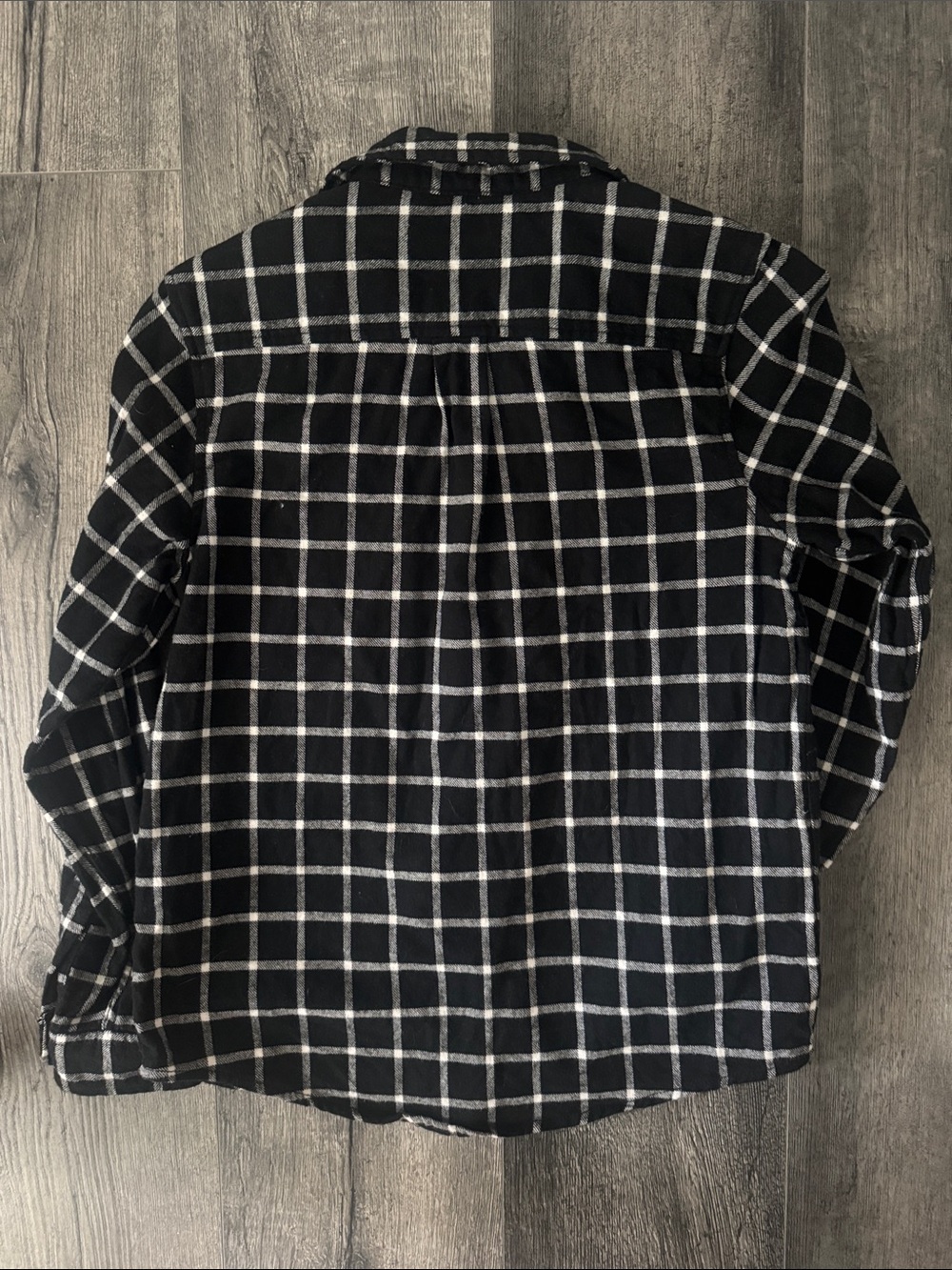 Boys Black Checkered Flannel Shirt Size 10 - Picture 3 of 3